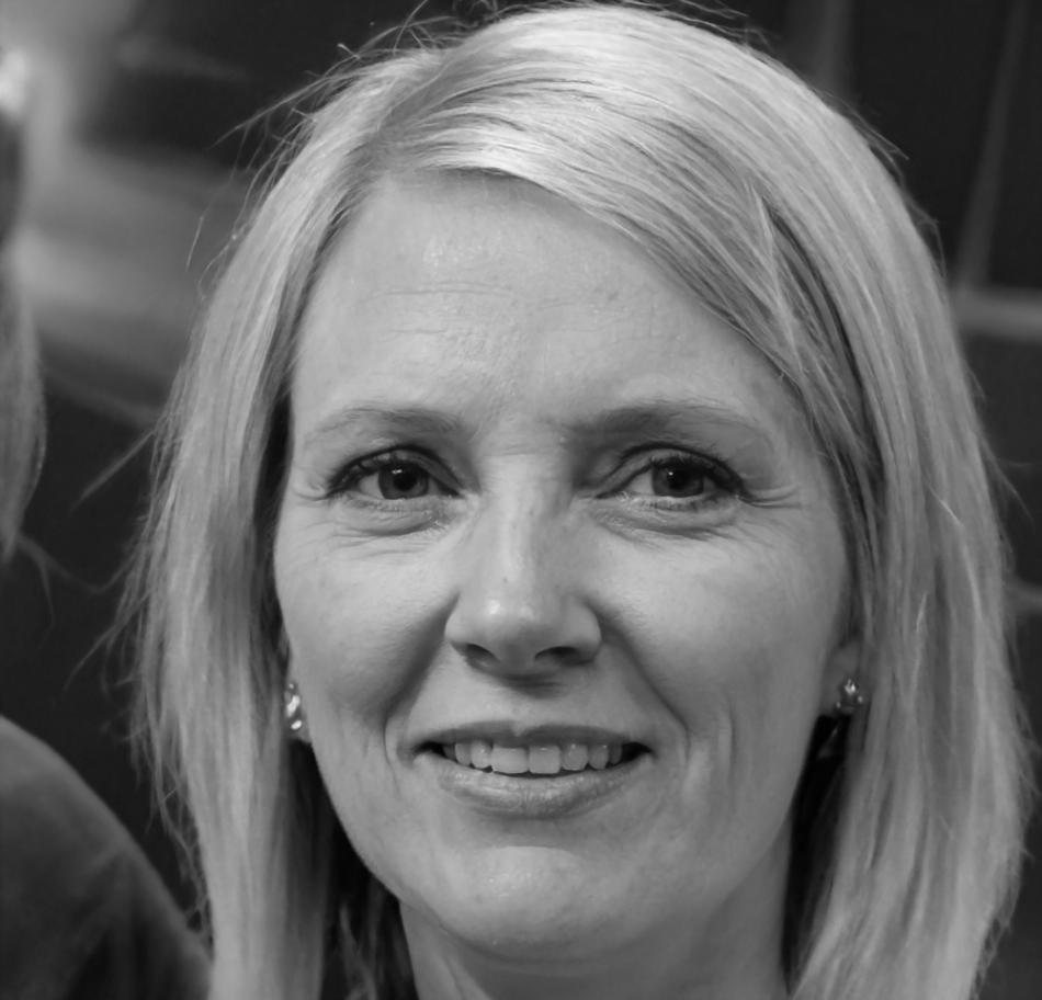 Portrait de Sophie Martin, spécialiste en finance d'entreprise